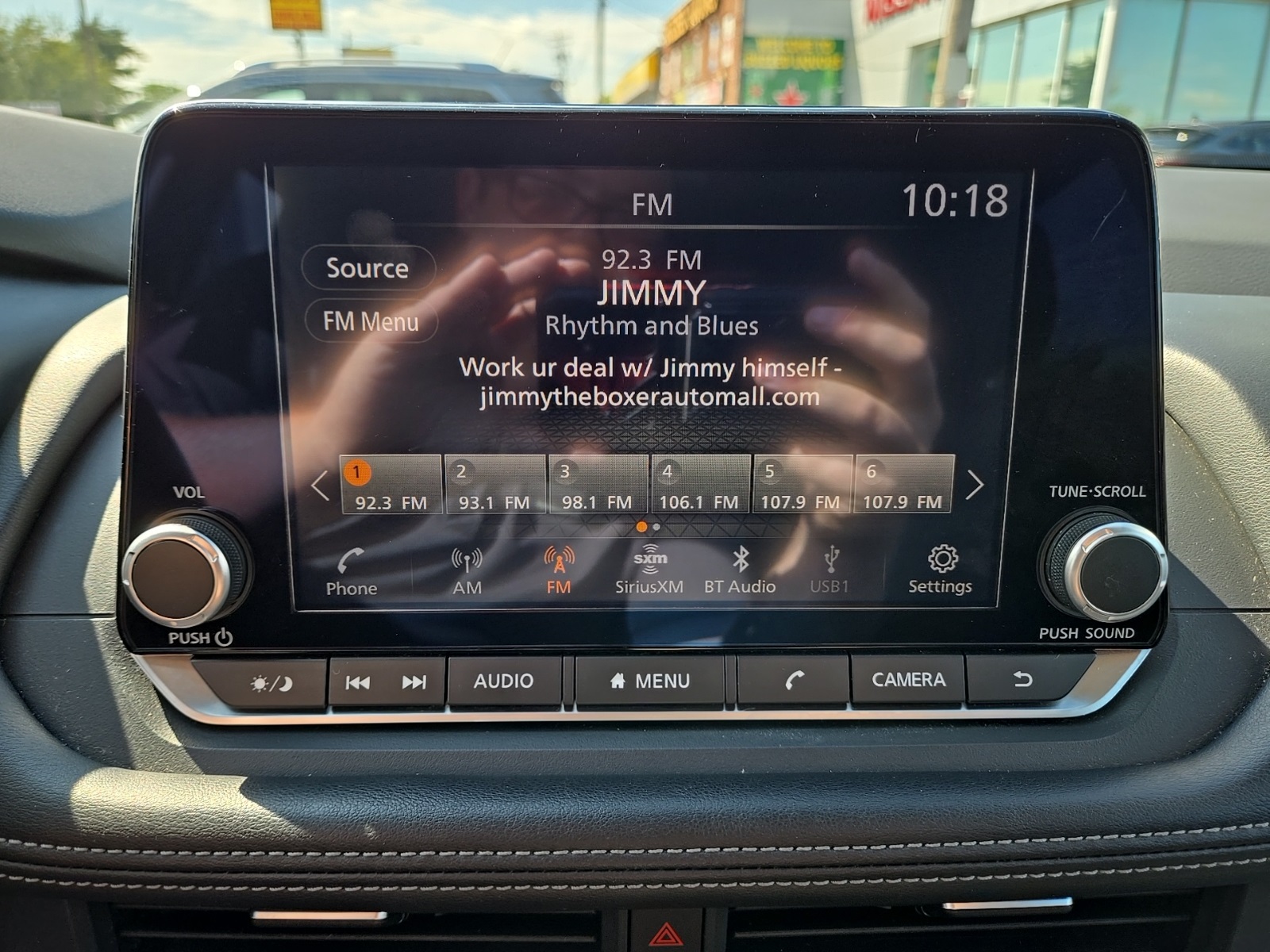 2024 Nissan Rogue SV photo 4