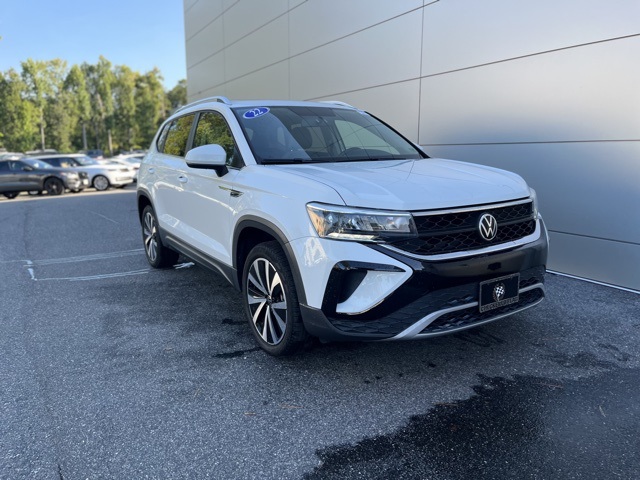 2022 Volkswagen Taos SE photo 22