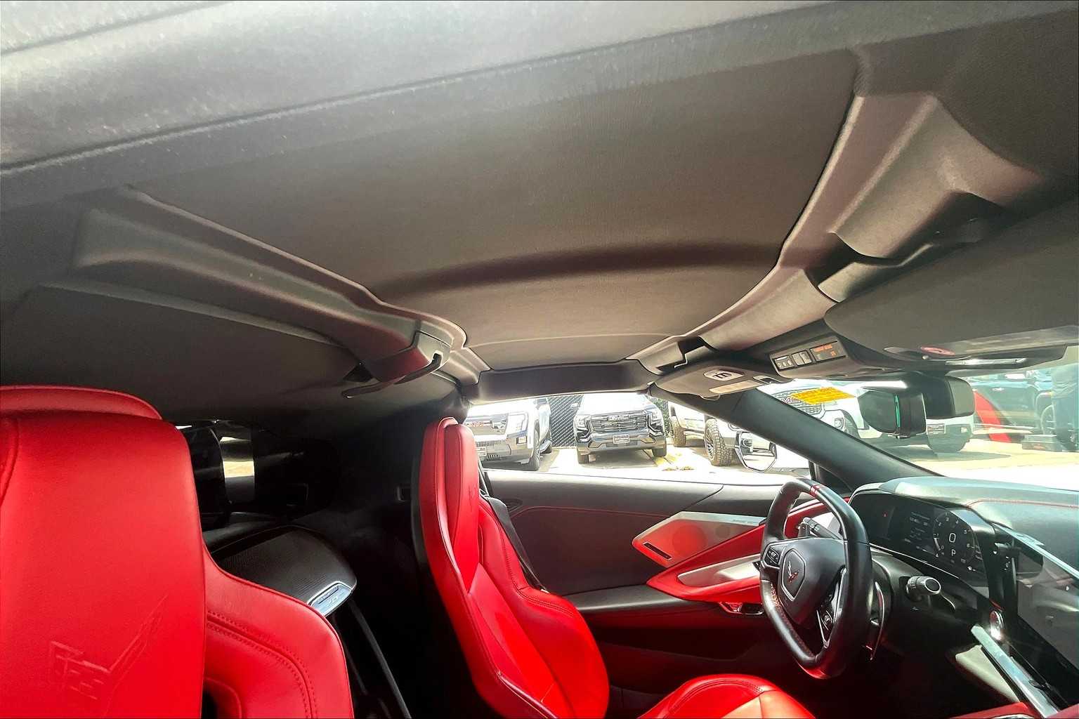 2023 Chevrolet Corvette Stingray 2LT photo 11