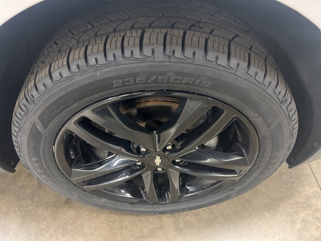 2021 Chevrolet Equinox LT photo 17