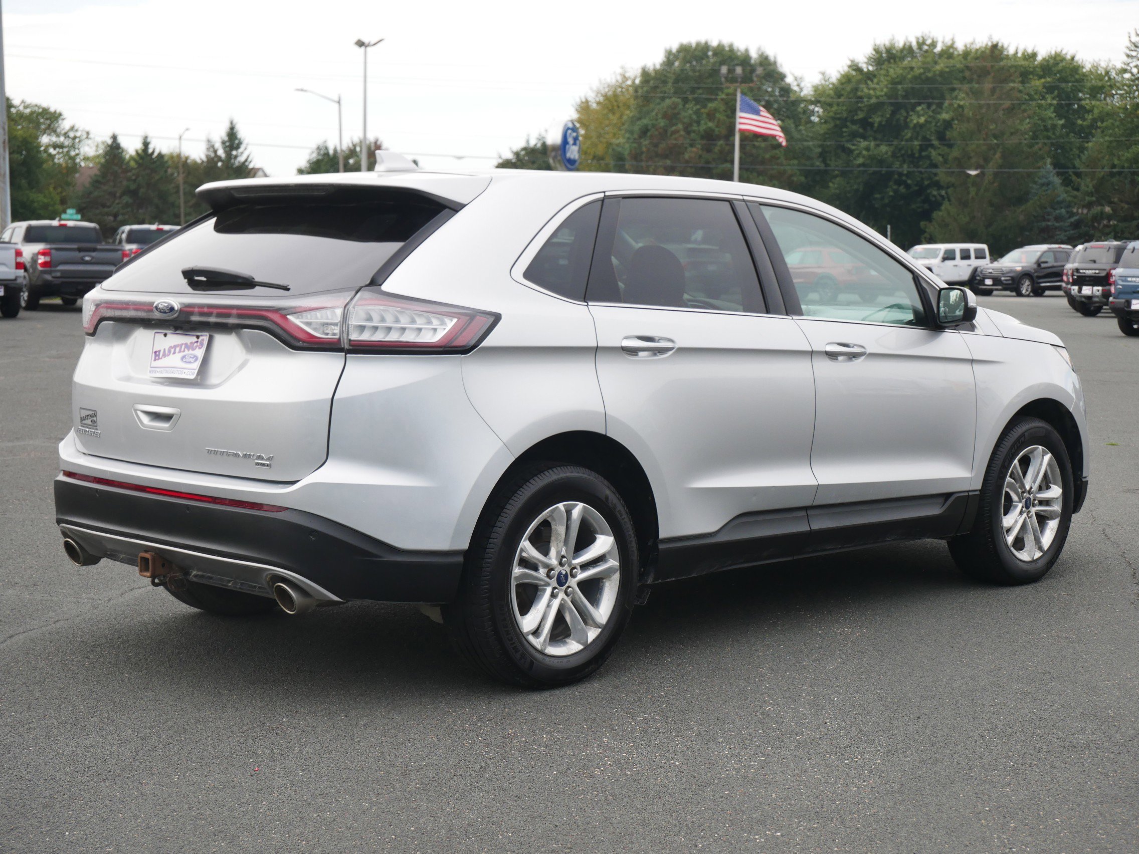 2016 Ford Edge Titanium photo 4