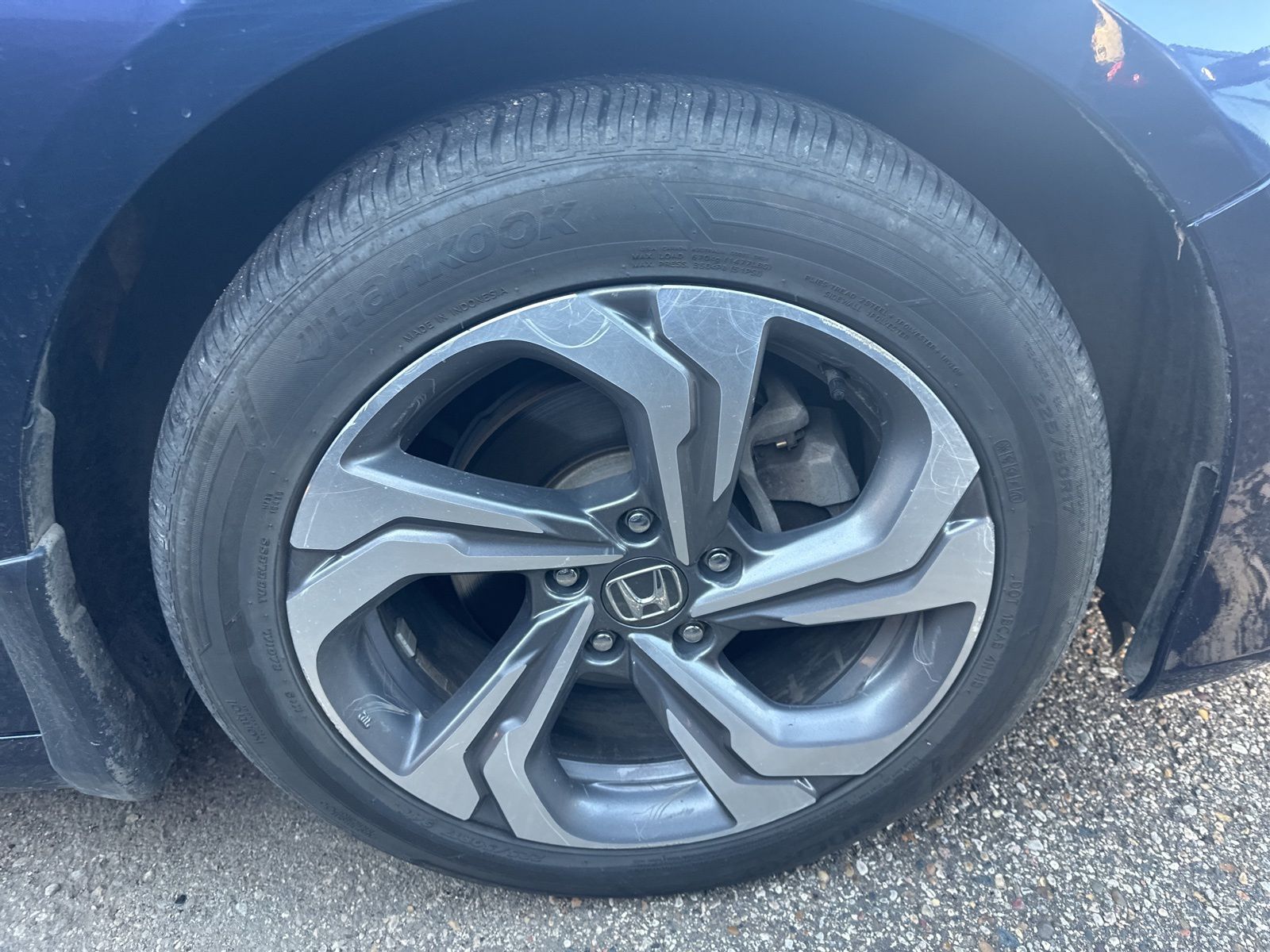 2019 Honda Accord EX-L photo 3