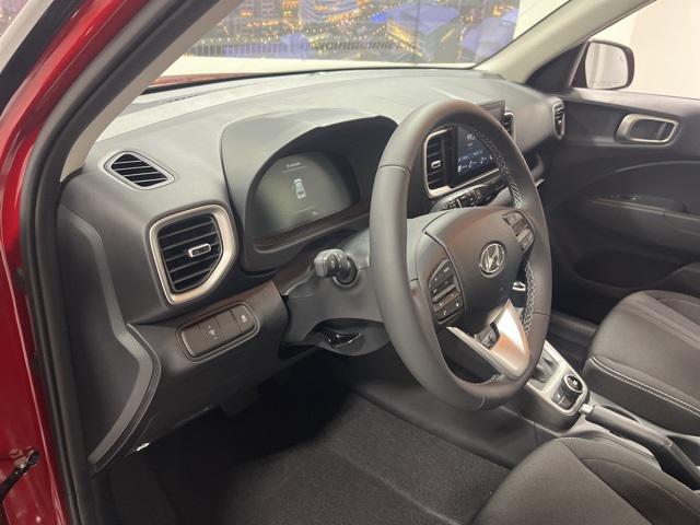 2026 Hyundai Venue SEL photo 9