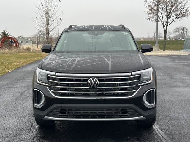 2026 Volkswagen Atlas SE Technology photo 3
