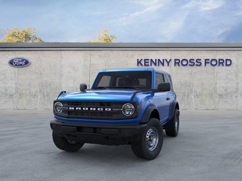 2025 Ford Bronco Base photo 2