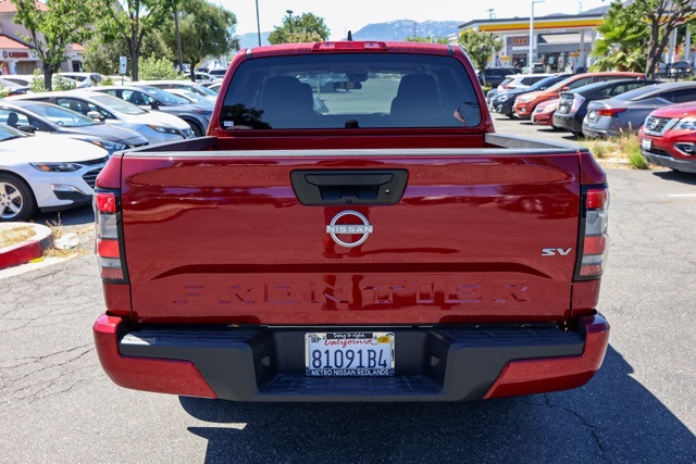 2024 Nissan Frontier SV photo 4
