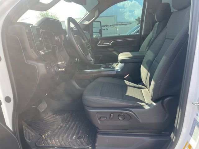 2024 Chevrolet Silverado 2500HD LT photo 26