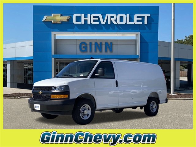 2025 Chevrolet Express Cargo Work Van's photo