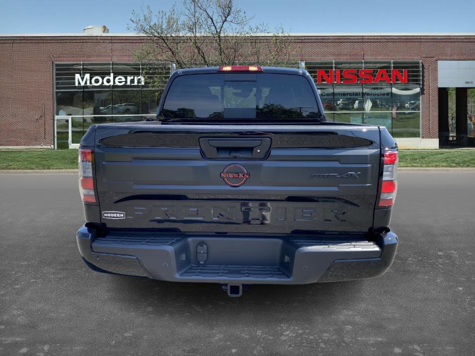 2026 Nissan Frontier Crew Cab PRO-4X photo 3