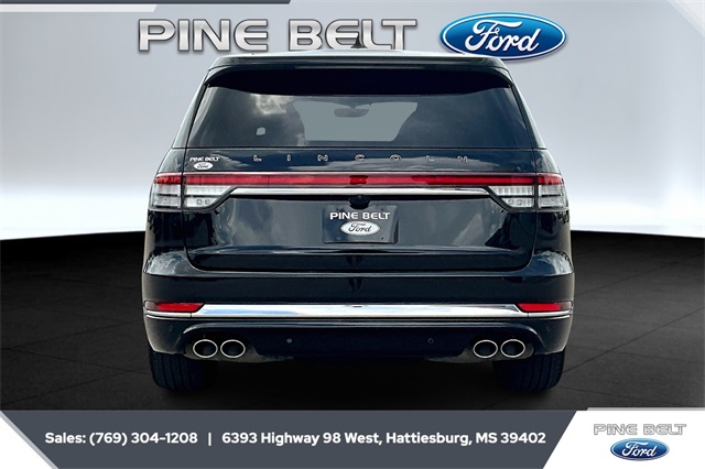 2023 Lincoln Aviator Black Label photo 3