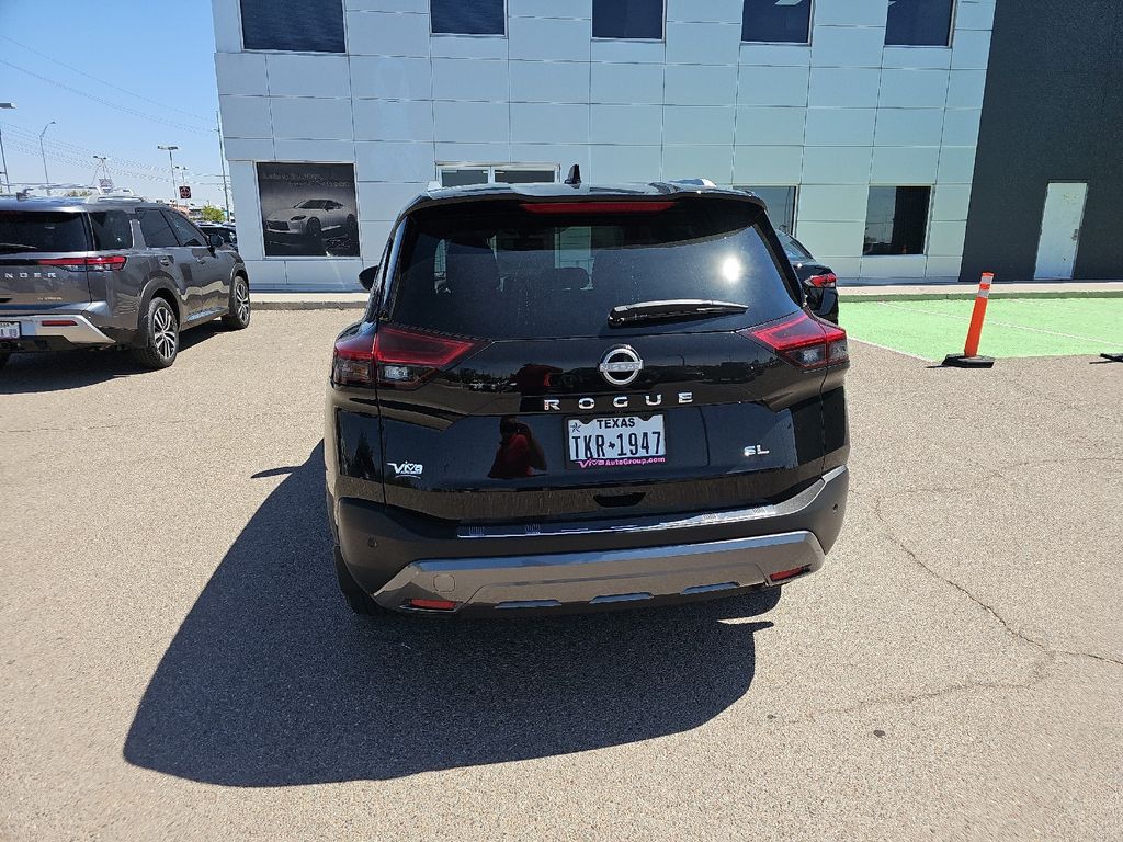 2023 Nissan Rogue SL photo 20