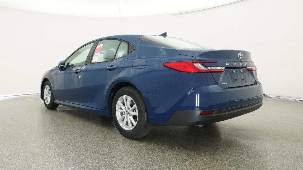 2026 Toyota Camry LE photo 14