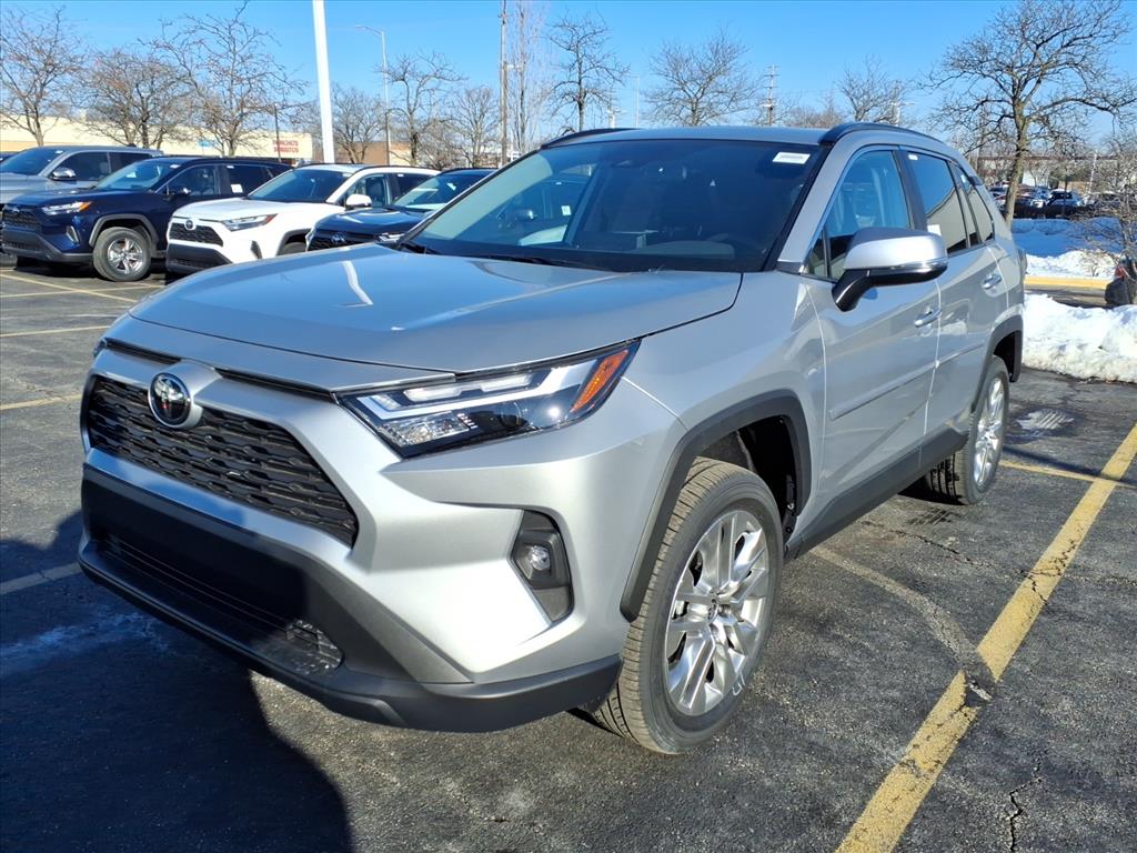 2025 Toyota RAV4 XLE Premium's photo