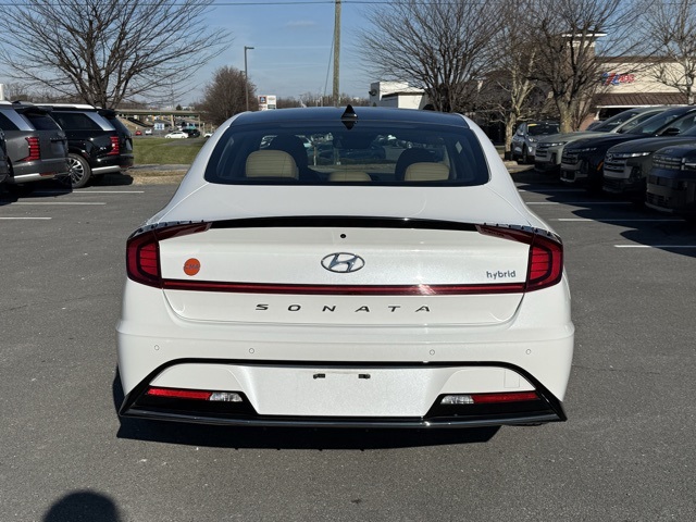 2022 Hyundai Sonata Hybrid Limited photo 3