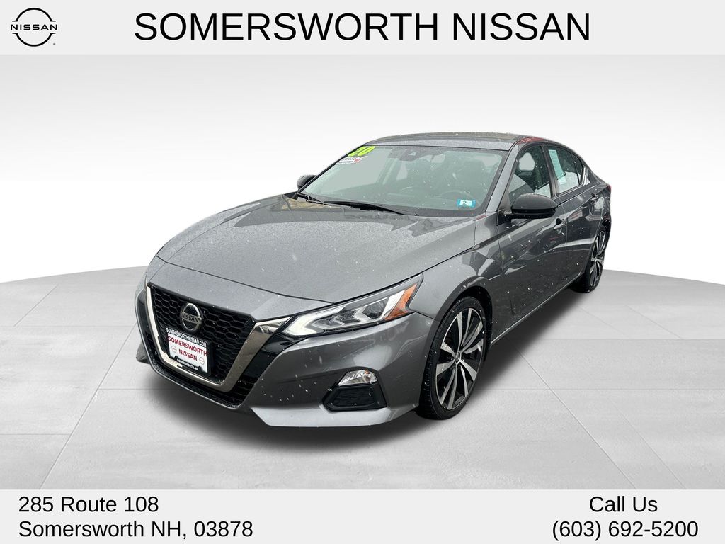 2020 Nissan Altima SR's photo
