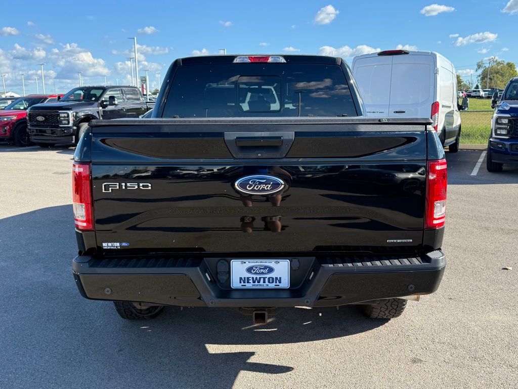 2016 Ford F-150 XLT photo 33