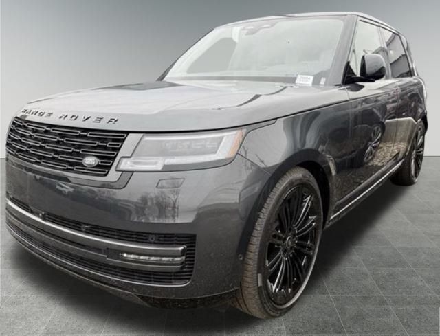 2025 Land Rover Range Rover SE's photo