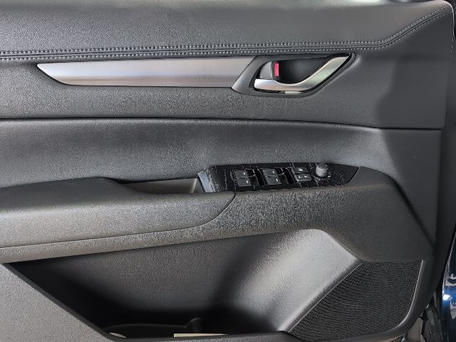 2025 Mazda CX-5 2.5 S Preferred photo 22
