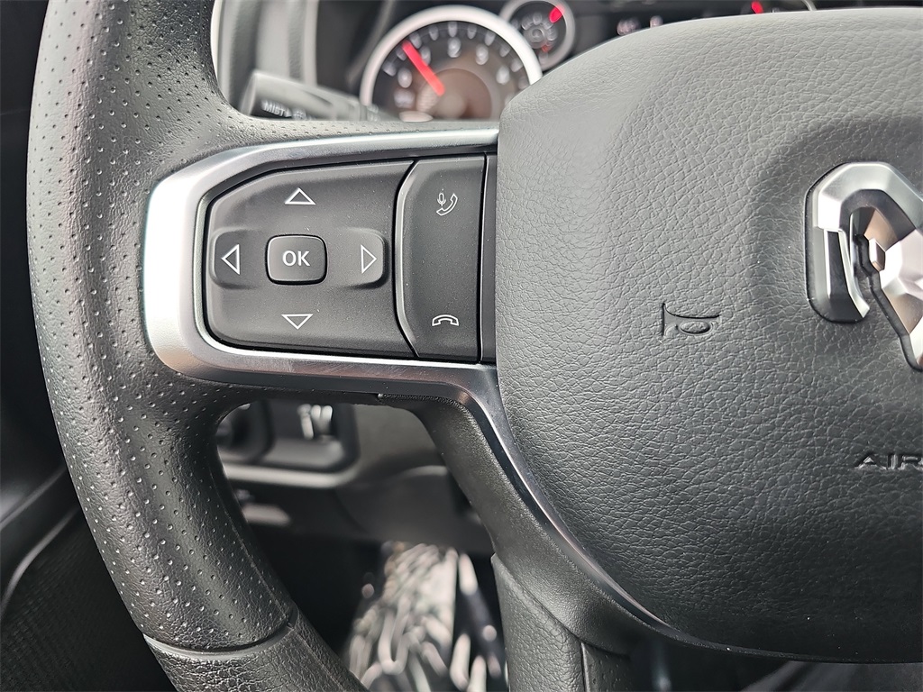 2025 Ram 1500 Tradesman photo 16
