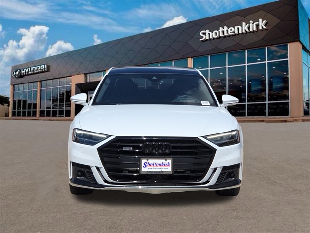 2021 Audi A8 L 55 Quattro photo 2
