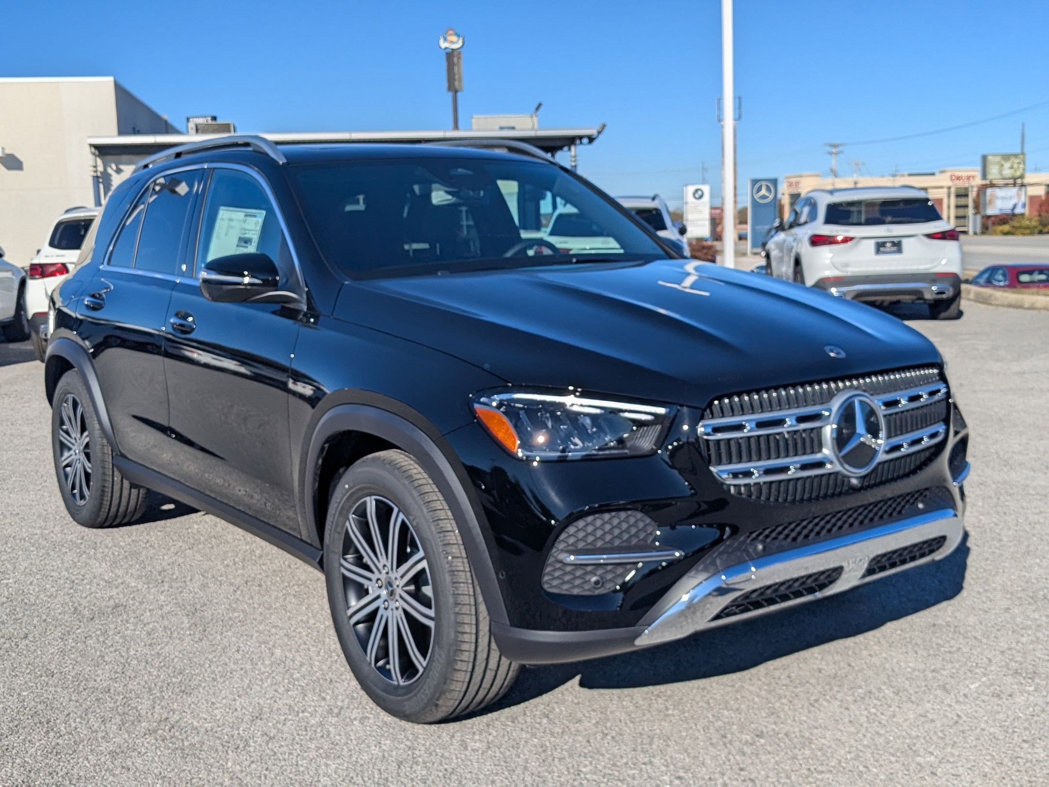 2026 Mercedes Benz GLE 350 4MATIC photo 3