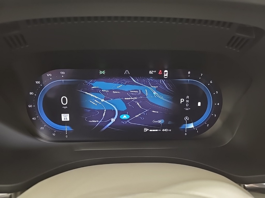 2024 Volvo XC60 B5 Plus photo 10