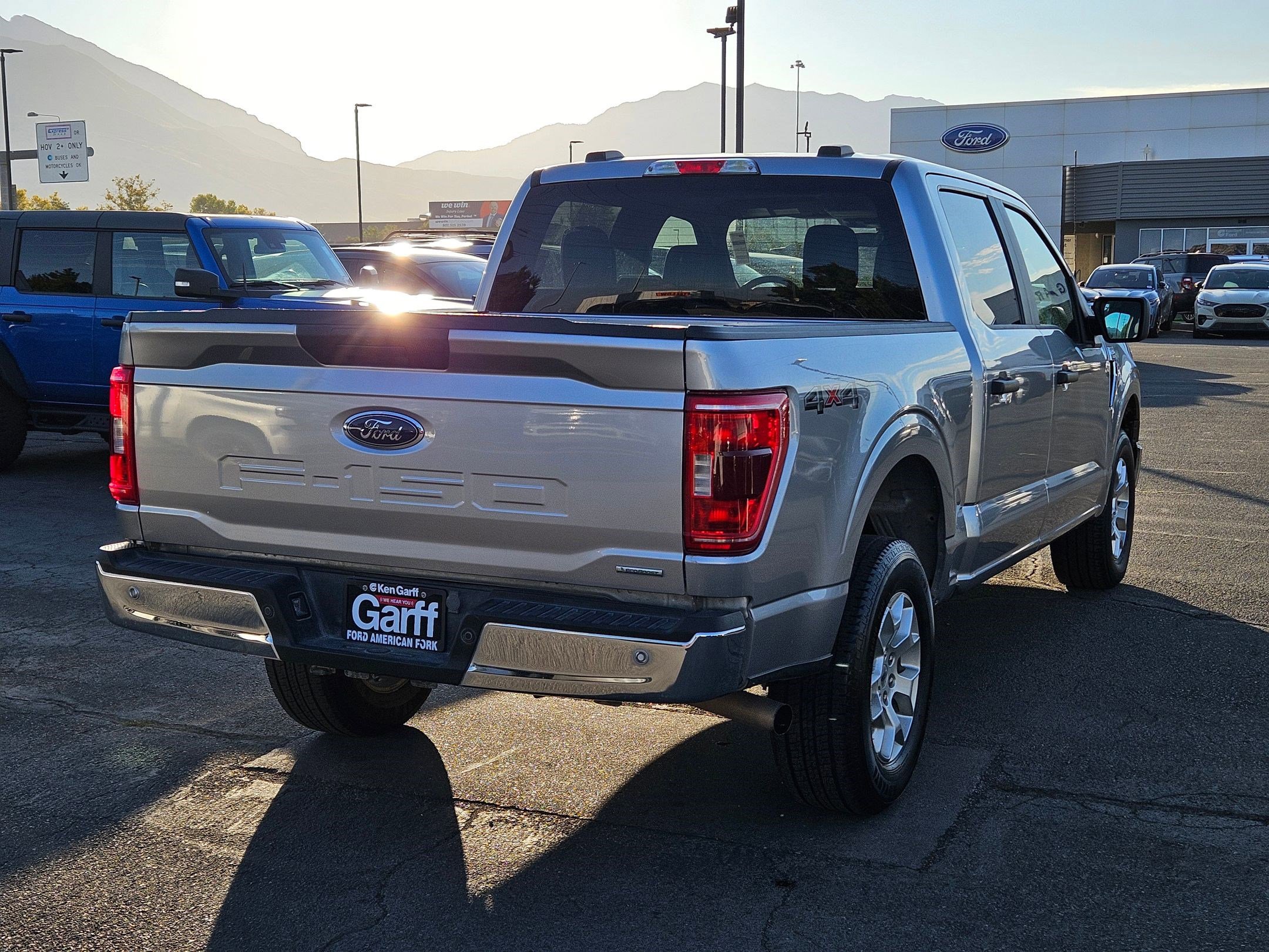 2023 Ford F-150 XLT photo 2