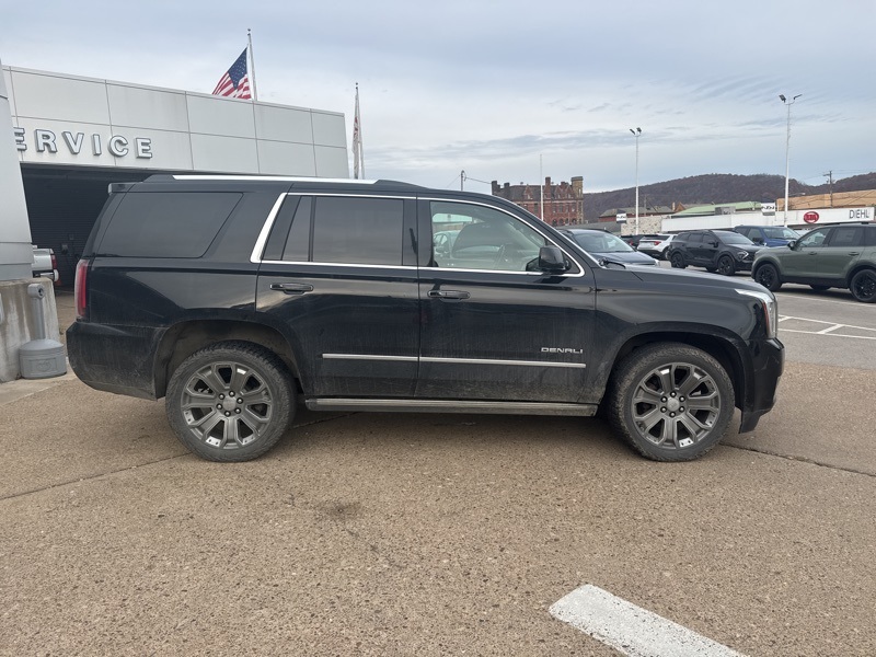 2016 Gmc Yukon Denali photo 3
