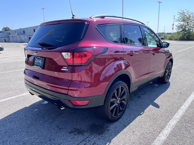 2019 Ford Escape SE photo 16