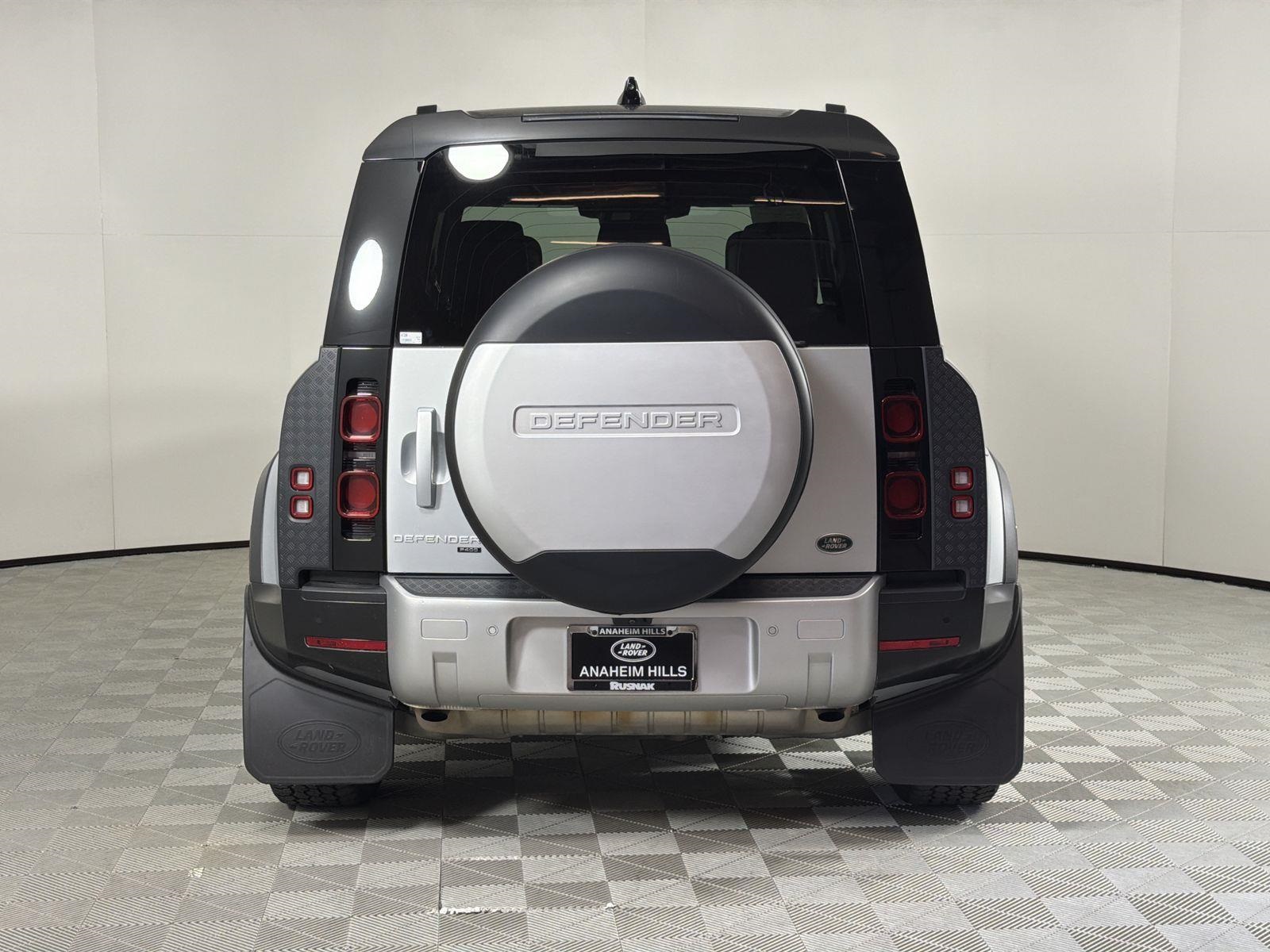 2022 Land Rover Defender 110 XS Edition photo 4