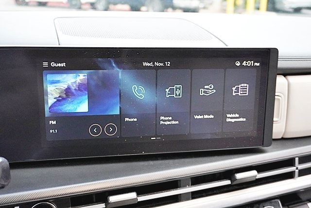 Used 2025 Black Hyundai SE image 25