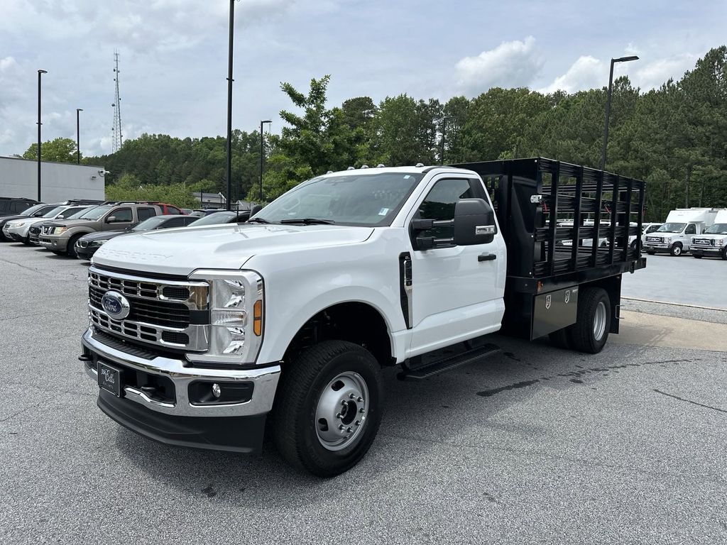 2024 Ford F-350 XL photo 2