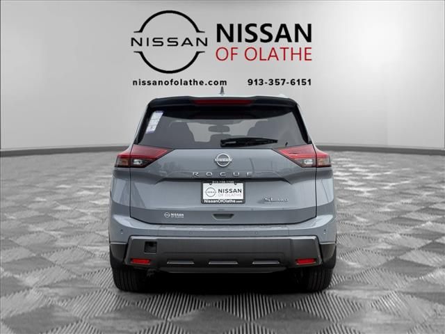 2025 Nissan Rogue SL photo 25