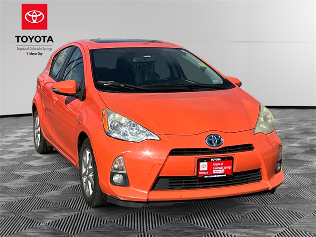 2014 Toyota Prius c Four's photo
