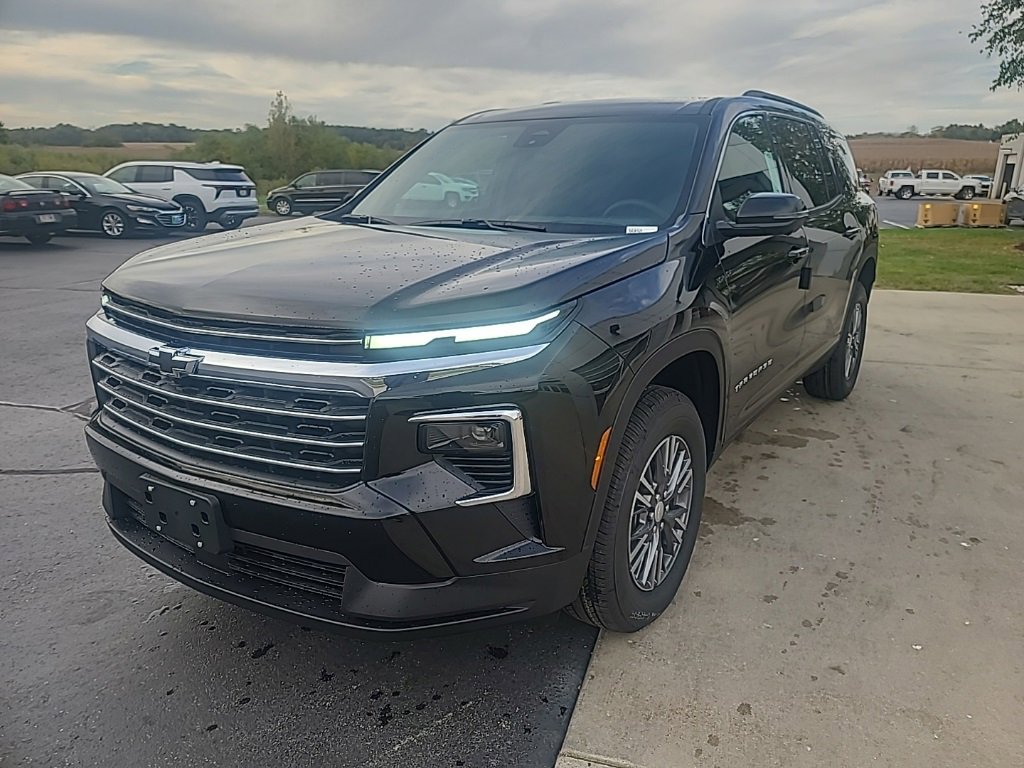2026 Chevrolet Traverse photo 3
