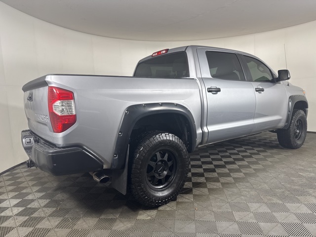 2018 Toyota Tundra SR5 photo 3