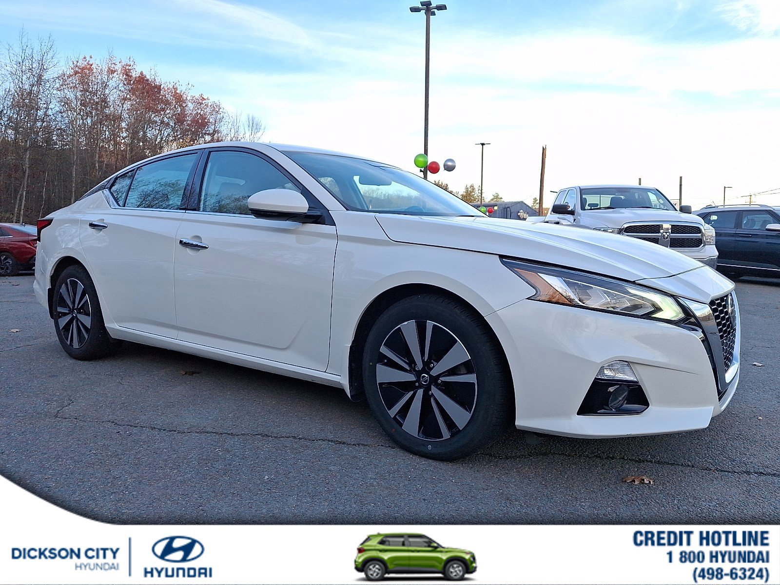 2021 Nissan Altima SL's photo