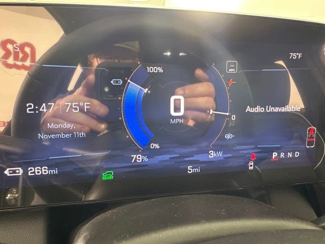 2025 Chevrolet Equinox EV 1LT photo 8