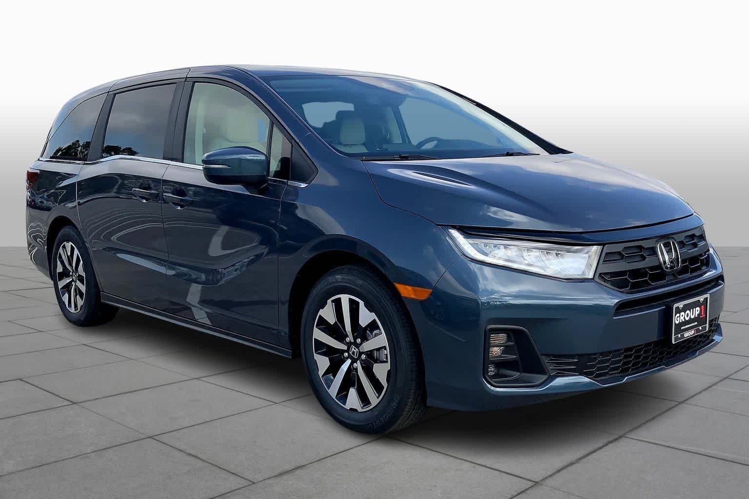 2026 Honda Odyssey EX-L photo 2