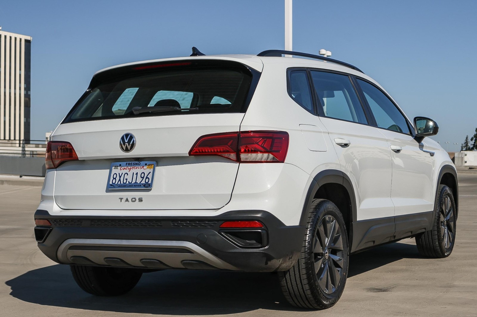 2022 Volkswagen Taos S photo 4
