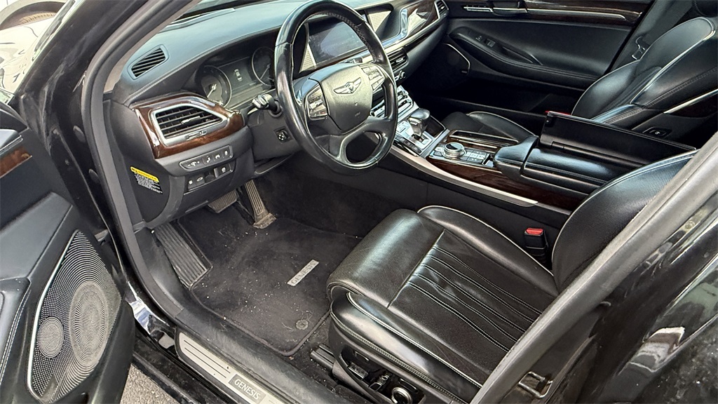 2018 Genesis G90 3.3T Premium photo 3