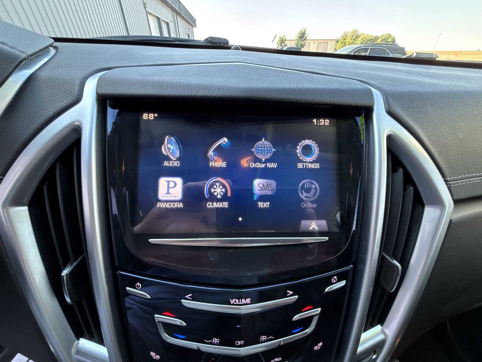 2016 Cadillac SRX Luxury photo 13