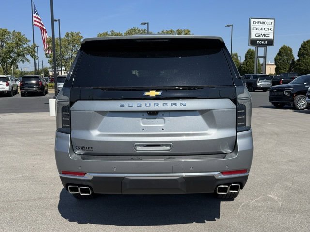 2025 Chevrolet Suburban High Country photo 4