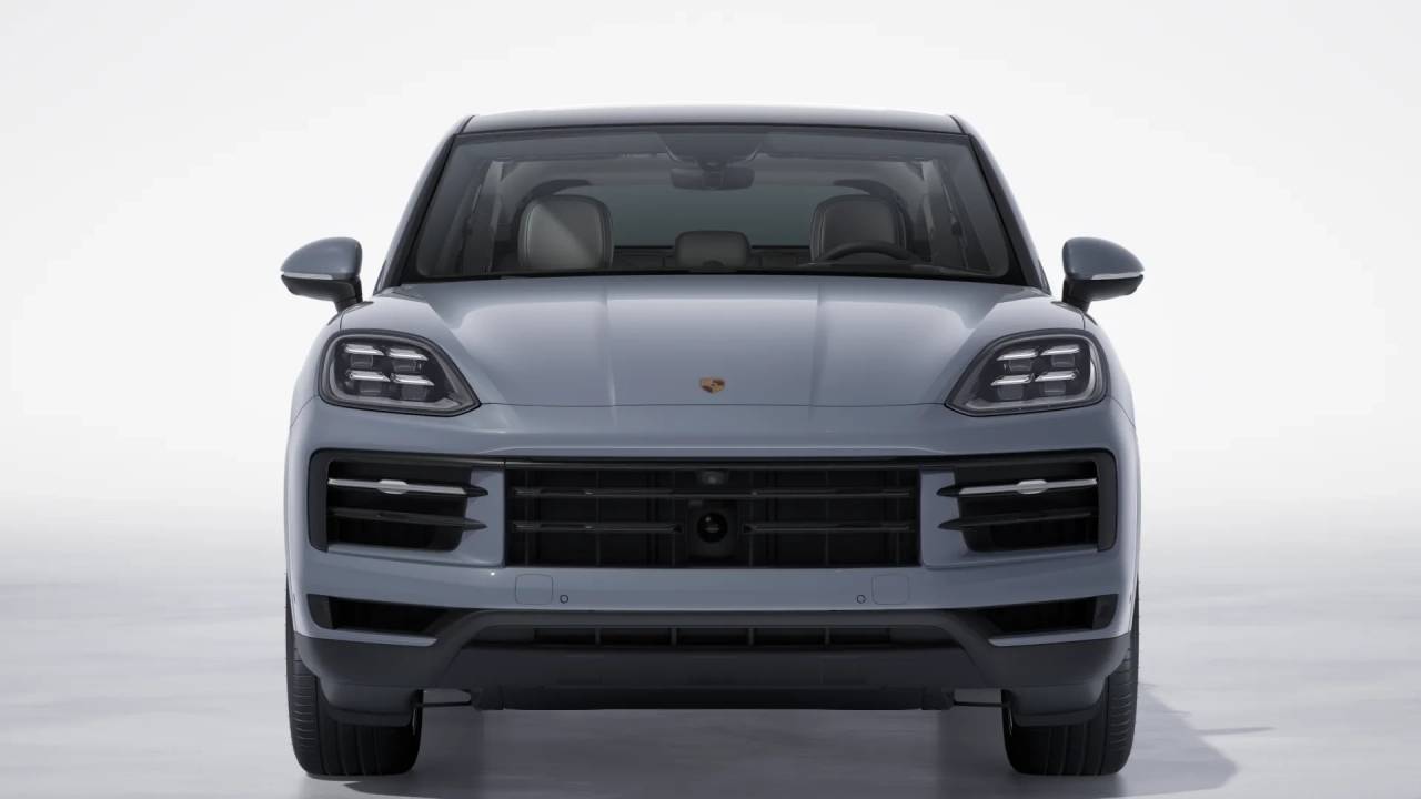 2026 Porsche Cayenne Coupe photo 9