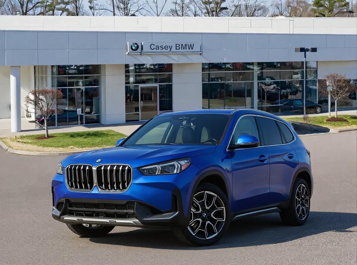 2026 BMW X1 28i's photo