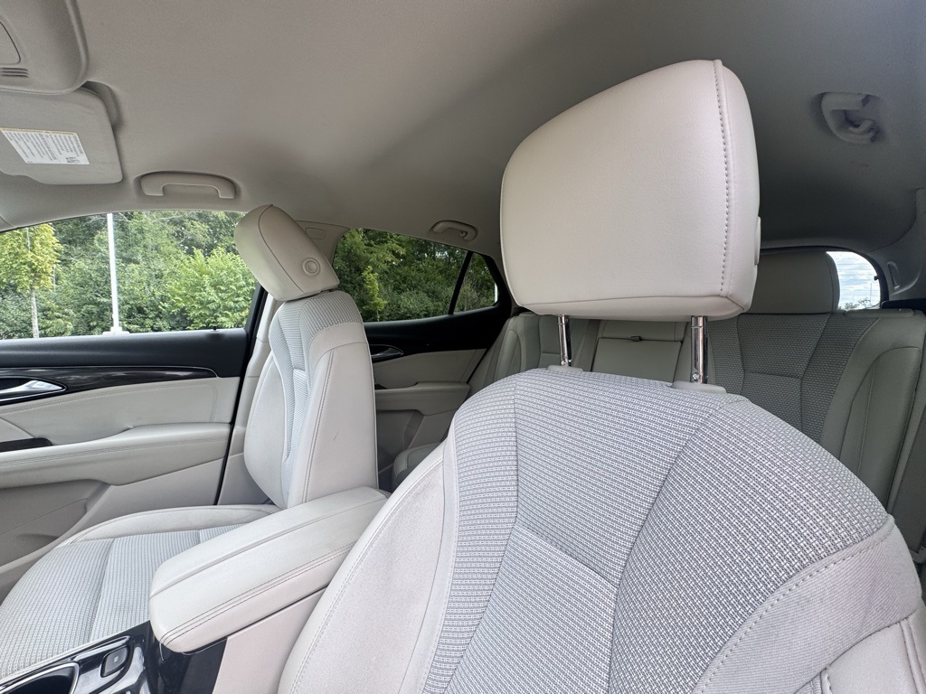 2023 Buick Envision Preferred photo 22