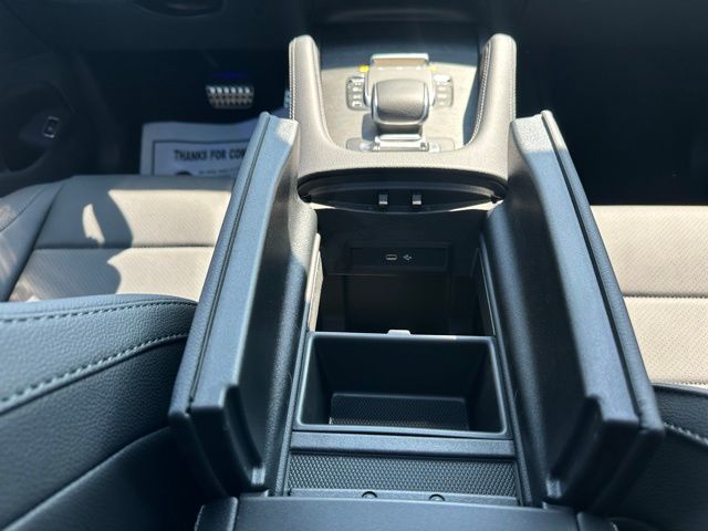 2025 Mercedes Benz GLS 450 4MATIC photo 36