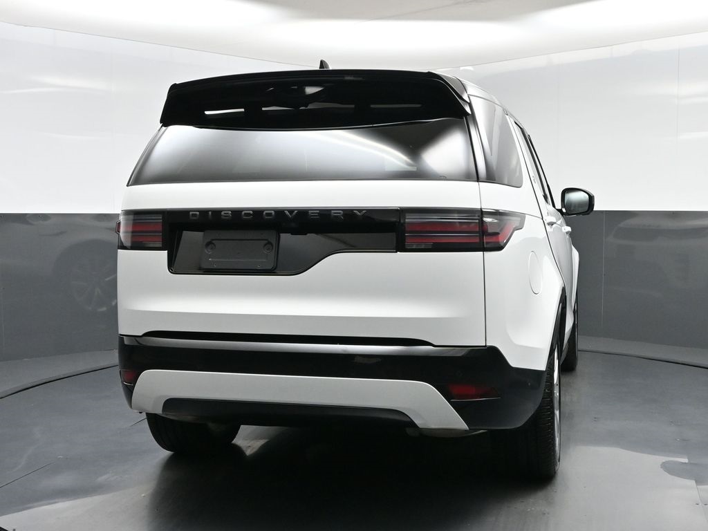 2024 Land Rover Discovery SE photo 2