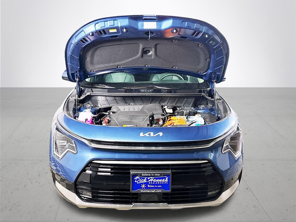 2025 Kia Niro Plug-In Hybrid SX Touring photo 22