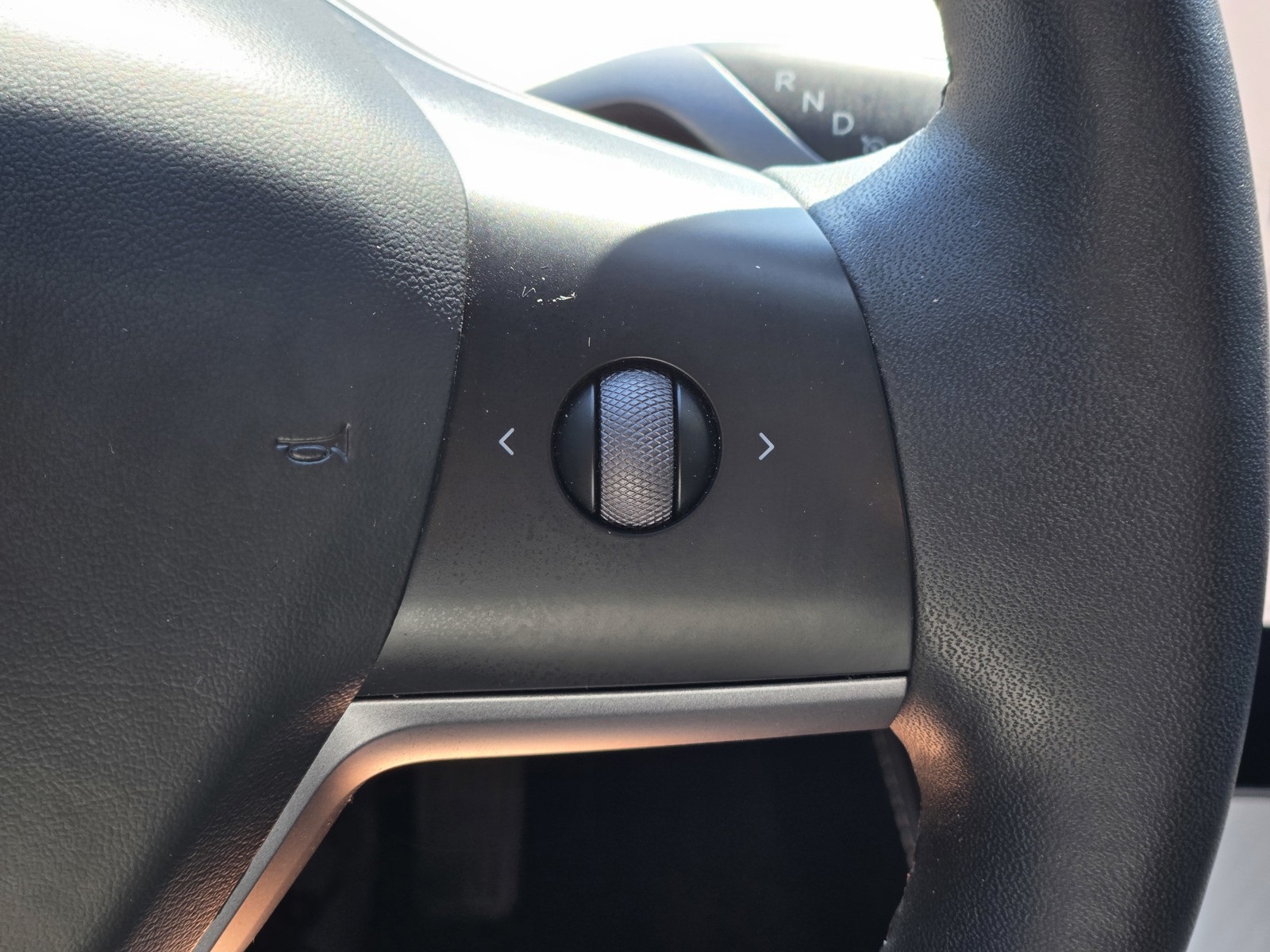 2023 Tesla Model 3 photo 18